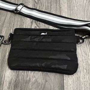 Think Royln Bag Crossbody in Black Camo